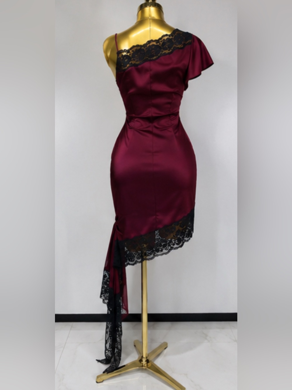 NEW $235 Bordeaux Lace Dress Elegant One-Shoulder Satin Lace Dress in Burgundy - Picture 5 of 6
